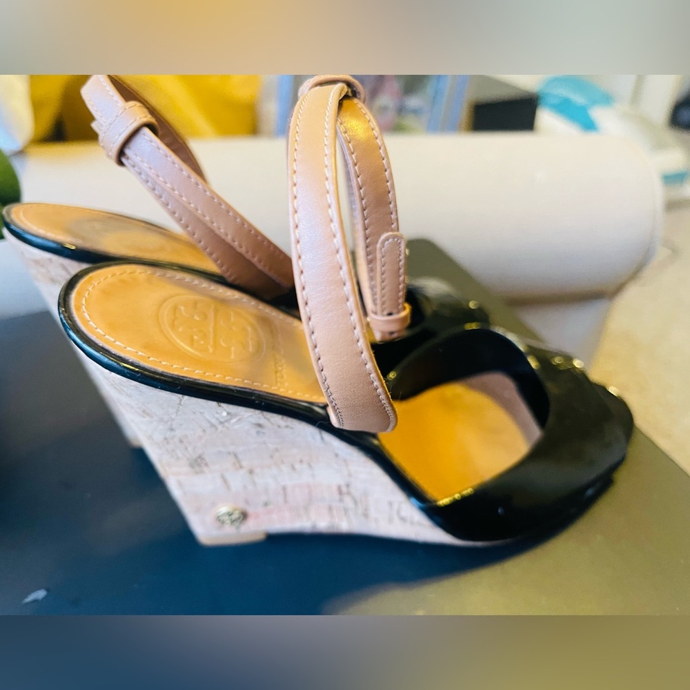 Beautiful Tory Burch black patten leather